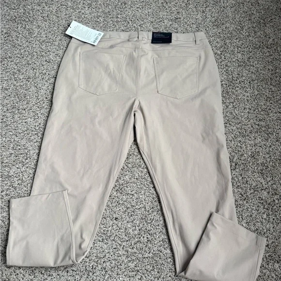 Lululemon ABC Slim-Fit 5 Pocket Pant 32L - Picture 4 of 4